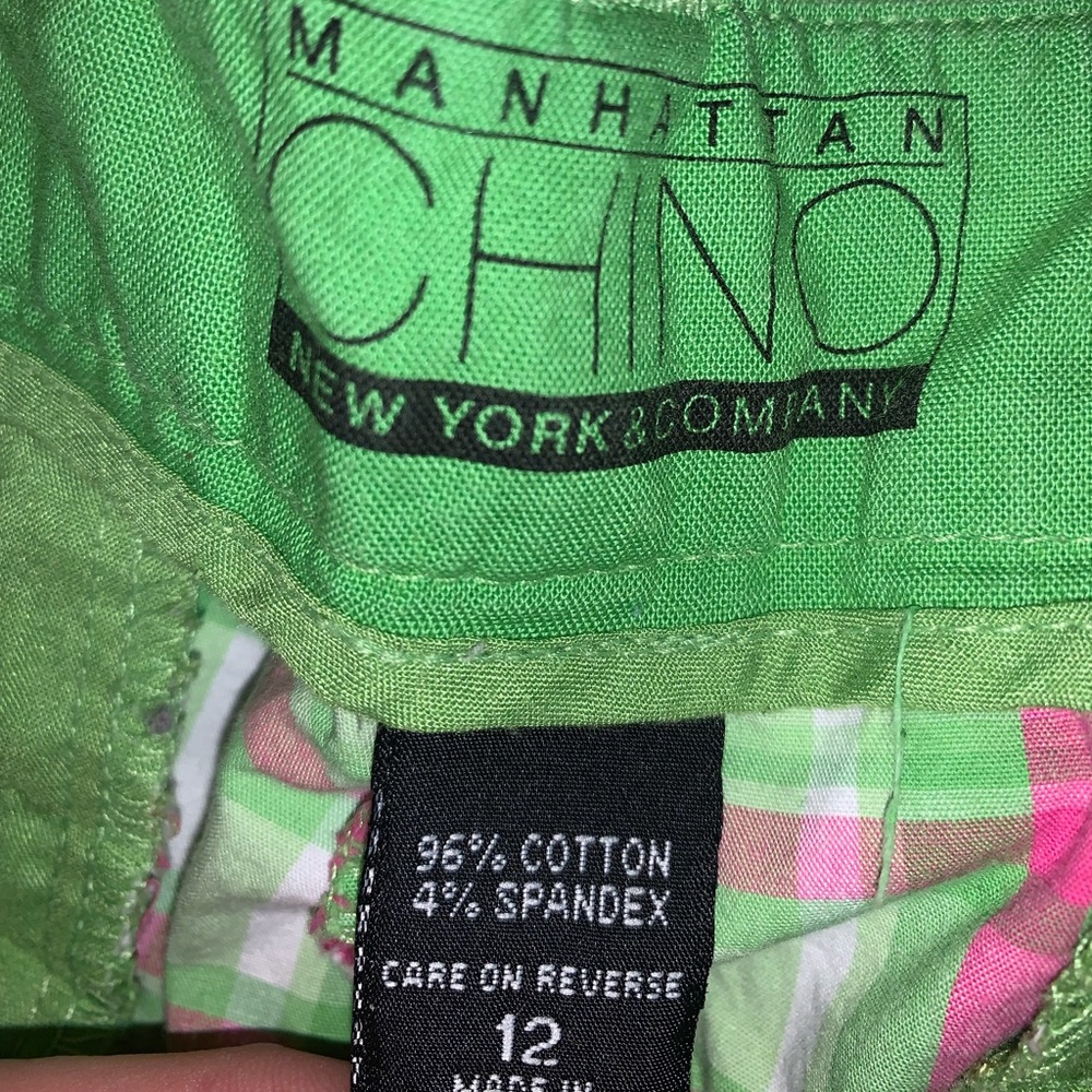 NY & Company Manhattan Plaid Chino shorts size 12 - Picture 9 of 12